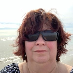 Meet your Posher, Annette